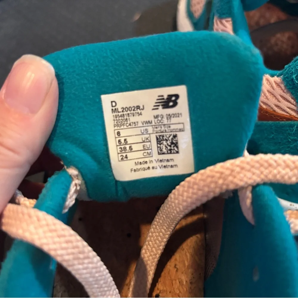 New Balance x Salehe Bembury Water be the guide sneakers size 6 men women’s 7.5 - Picture 6 of 9